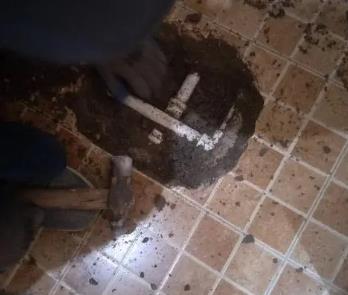 昭化卫生间漏水维修公司为您分享下卫生间渗水如何处理及注意事项